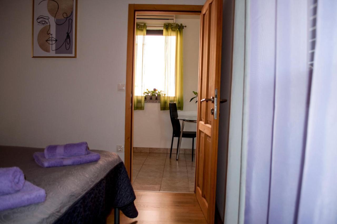 Apartment Rosa 2 Rovinj Bagian luar foto