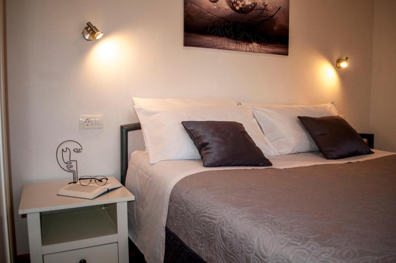 Apartment Rosa 2 Rovinj Bagian luar foto